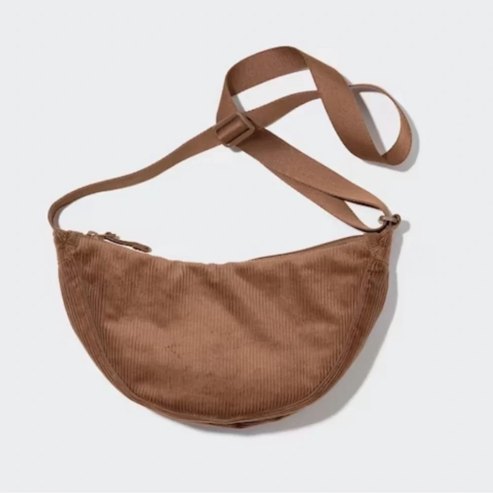 Uniqlo | Bag | Round Mini Shoulder Bag | Dark Brown